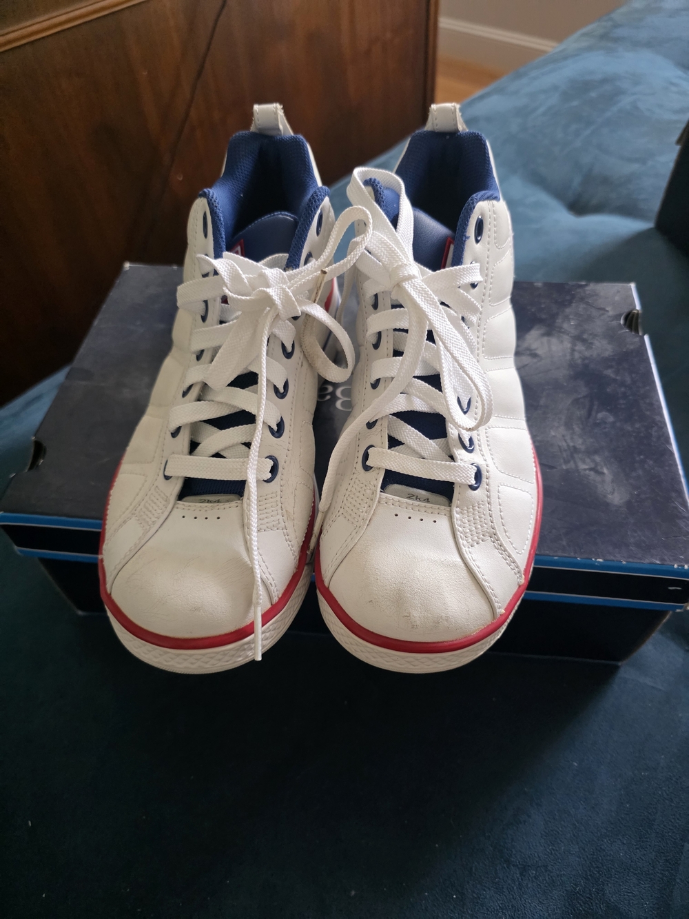 White High-Top Men's Athletic Sneakers with Navy & Red Trim - Picture 4 of 7